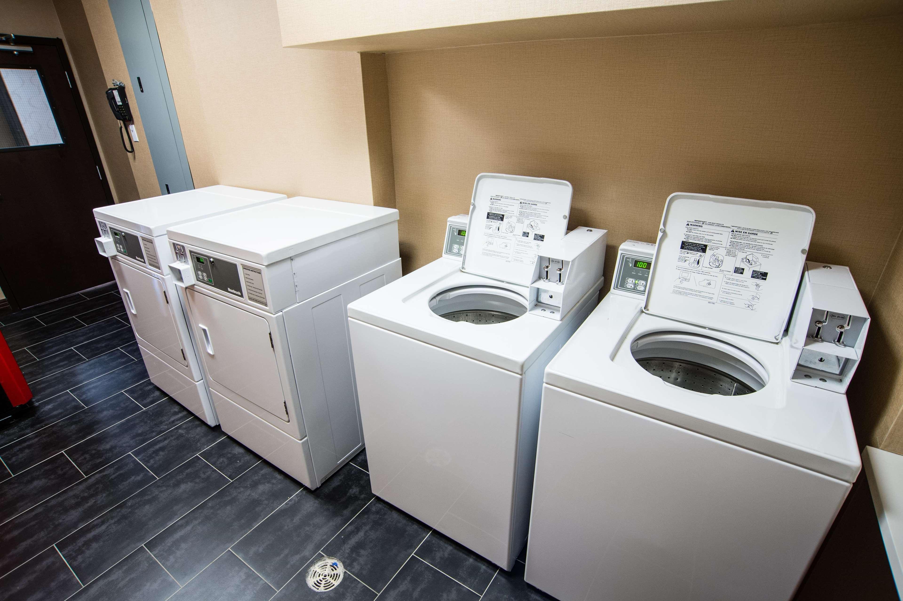 Hampton Inn & Suites East Gate Ρεγκίνα Εξωτερικό φωτογραφία